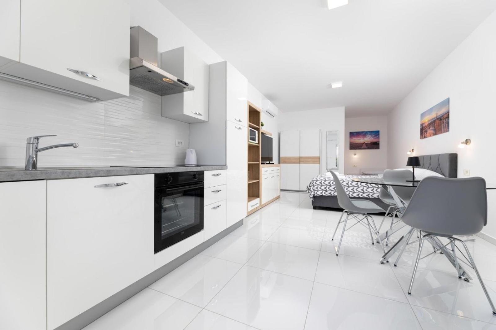 Apartments Jana Salatic ห้อง รูปภาพ